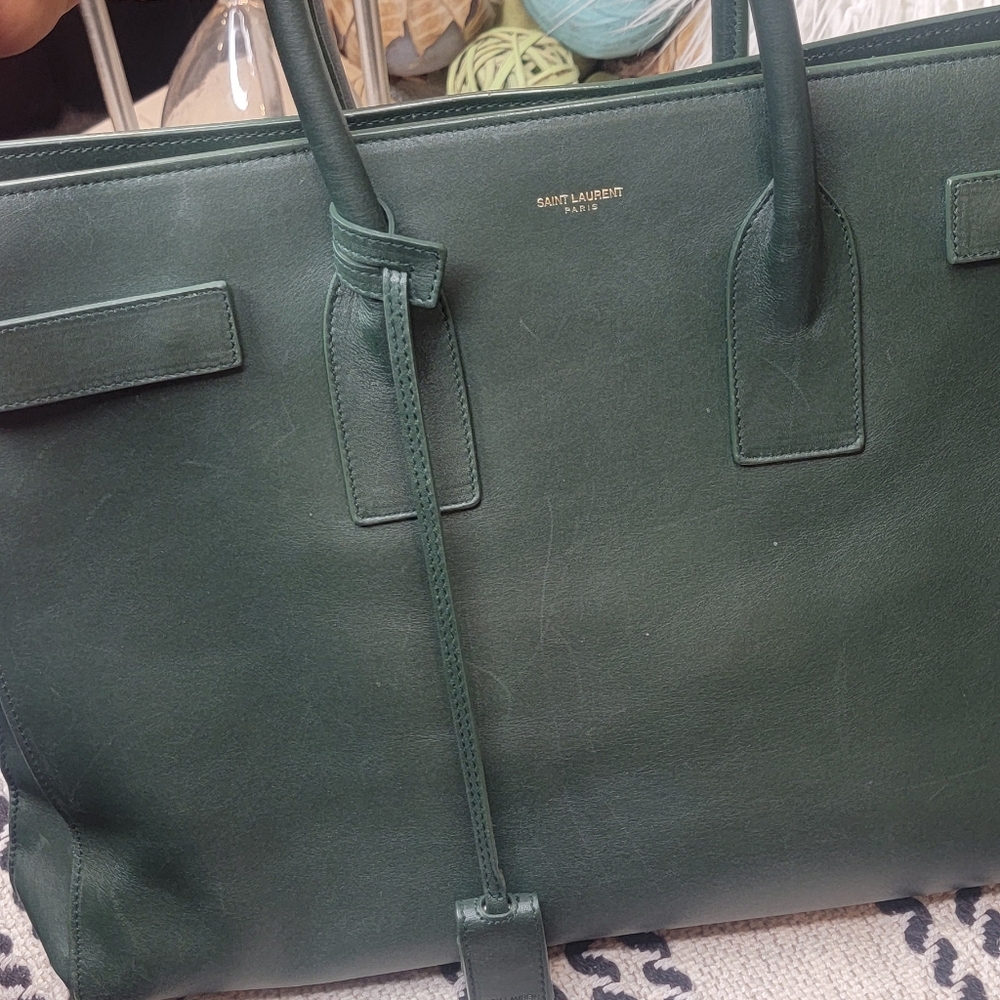 Beautiful pre-owne Saint laurent handbags